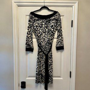 TORY BURCH - Bateau neck printed 100% silk dress - EUC